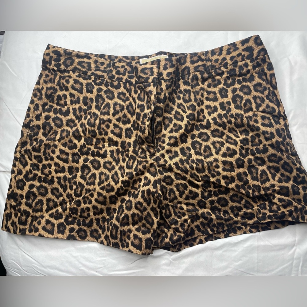 Michael Kors Leopard Print Shorts Size 16